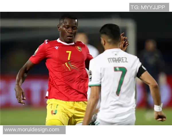 掌控中场风云 球星如何在足球比赛中引领节奏与攻防转换 掌控中场风云 球星如何在足球比赛中引领节奏与攻防转换